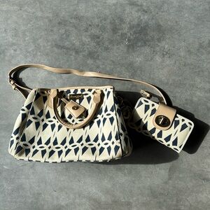 Spartina 449 handbag/crossbody with matching wallet